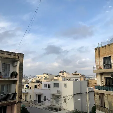 From בית אירוח *